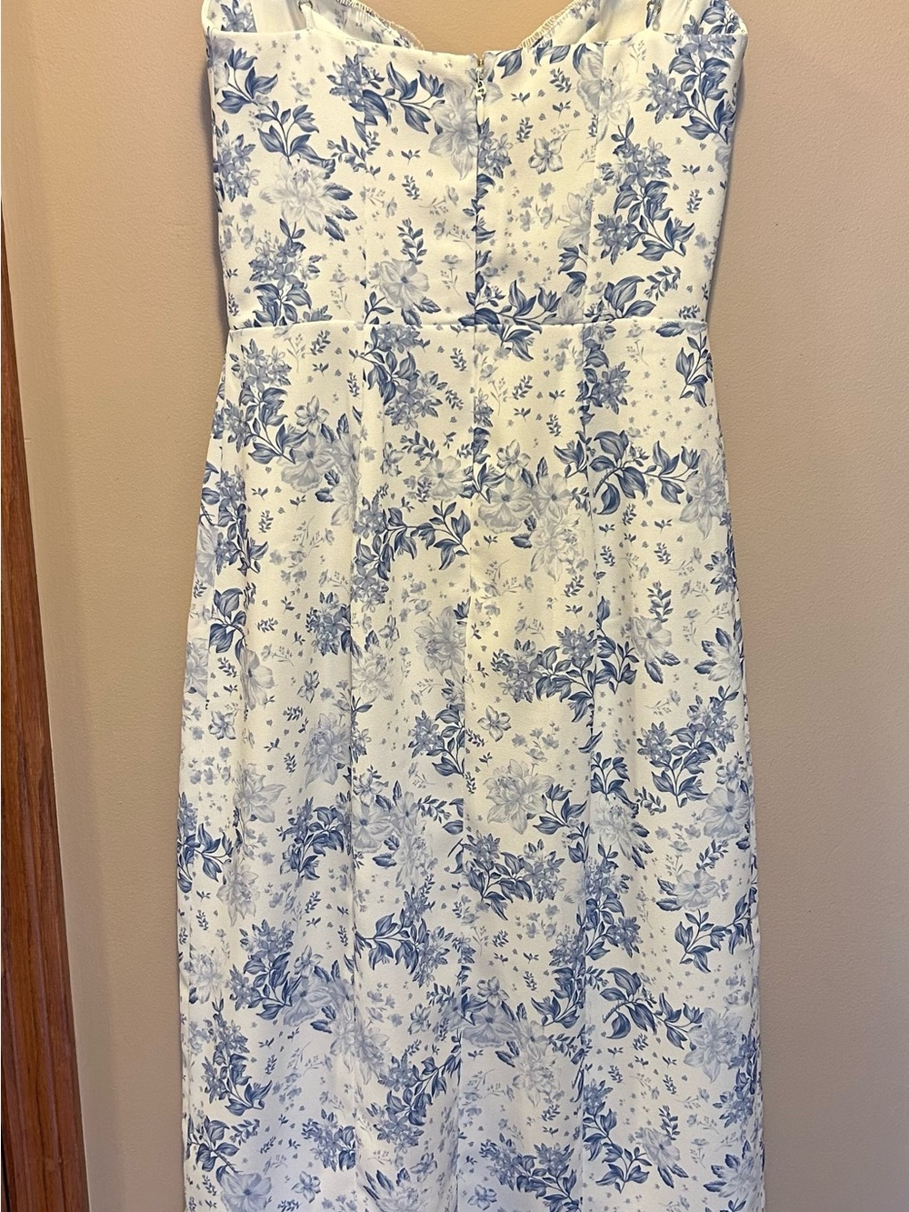 House of CB Dress Charlotte Like New- blue and cream - Picture 3 of 12